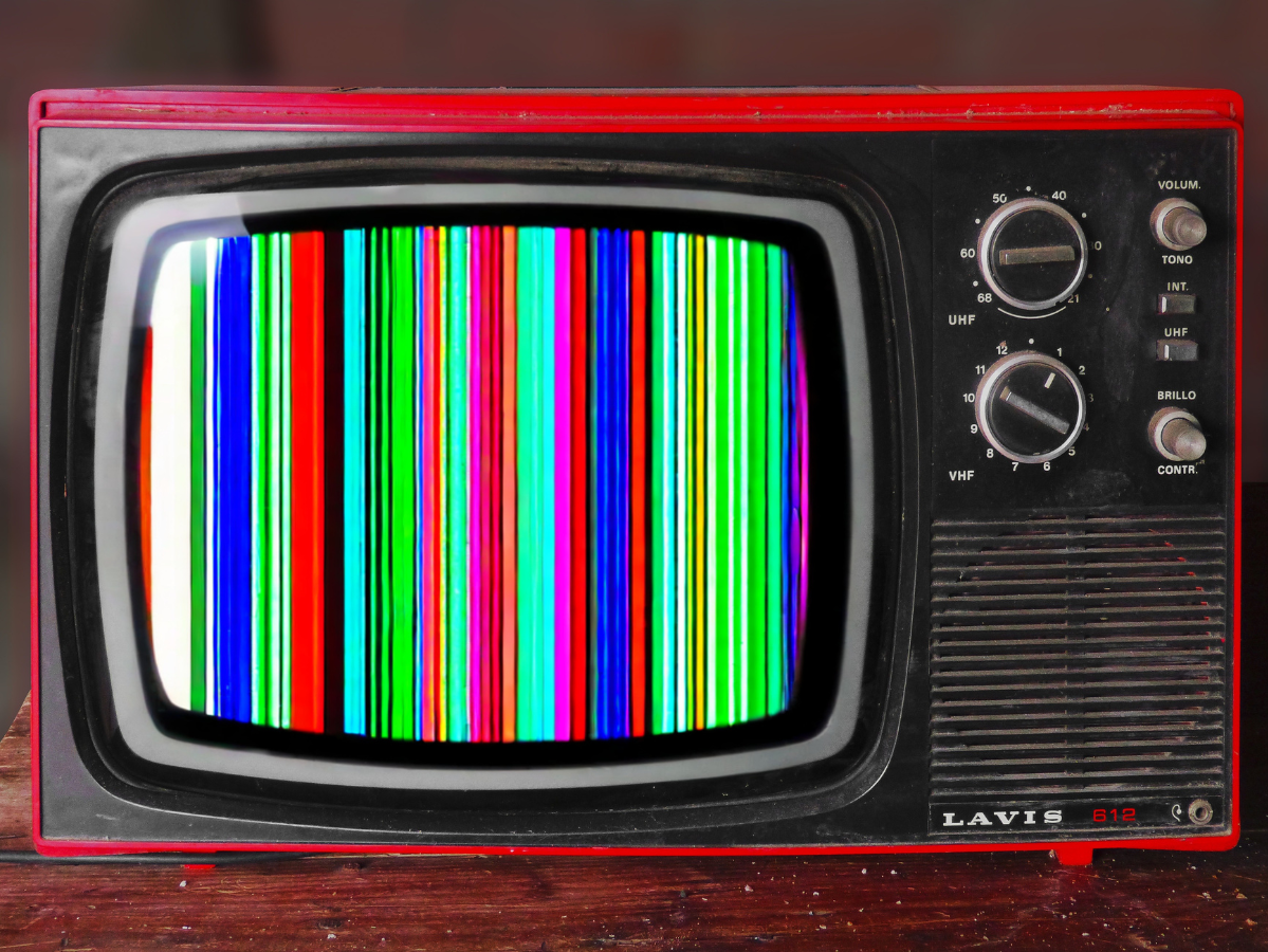retro TV with fuzzy color test lines